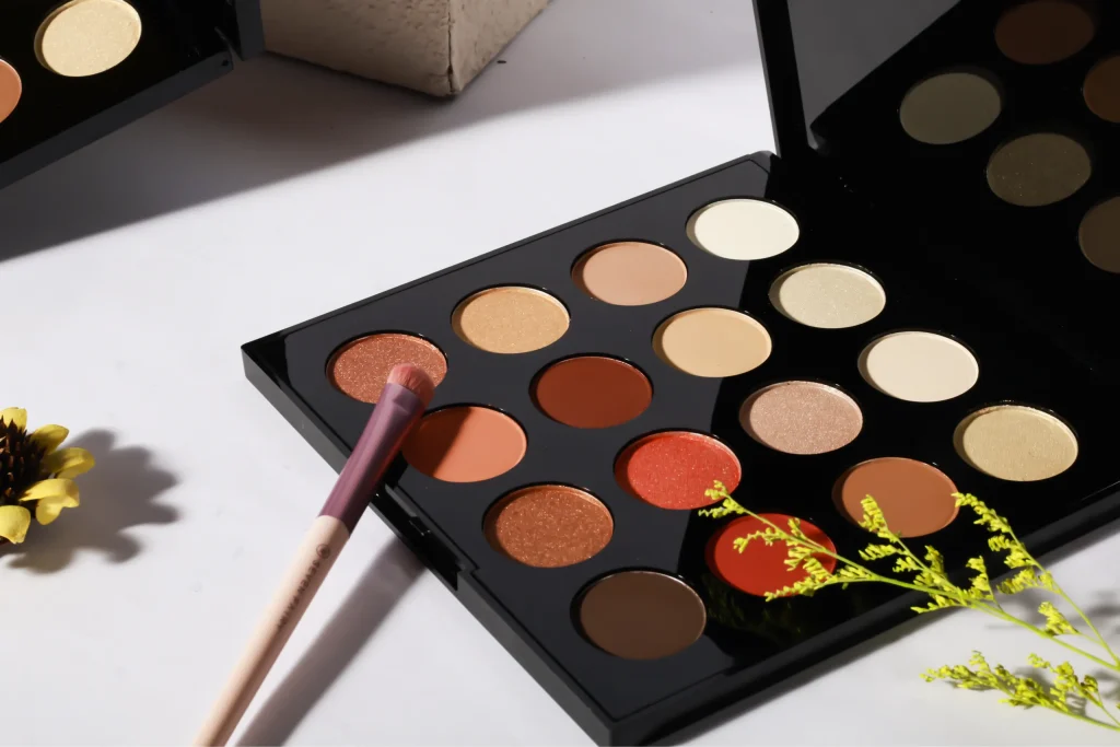 custom eyeshadow palette